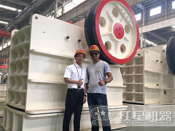 環保型立式顎式破碎機